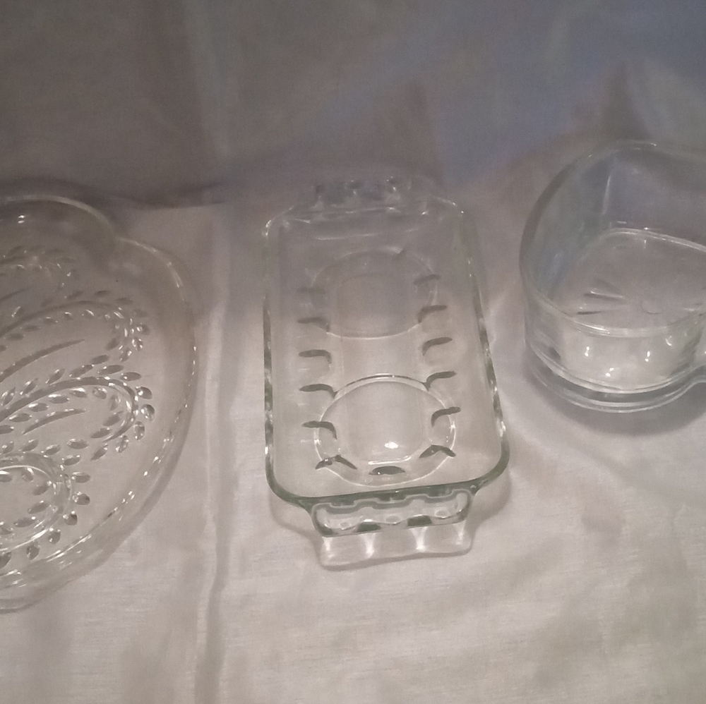 Elegant Clear Glass Serveware Set